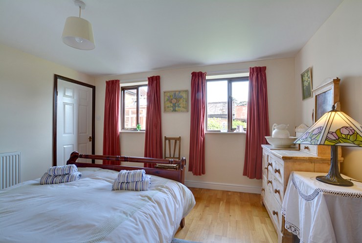 SML AS267 - Bedroom - view 2